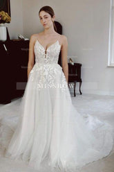 Chic White Spaghetti Strap Sleeveless Beaded Cathedral Train Lace Long Tulle Wedding Dresses