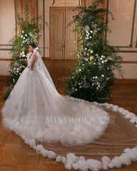 Chic White Sweetheart Ball Gown One-Shoulder Sleeveless Cathedral Train Tulle Wedding Dresses With Handmade Flowers