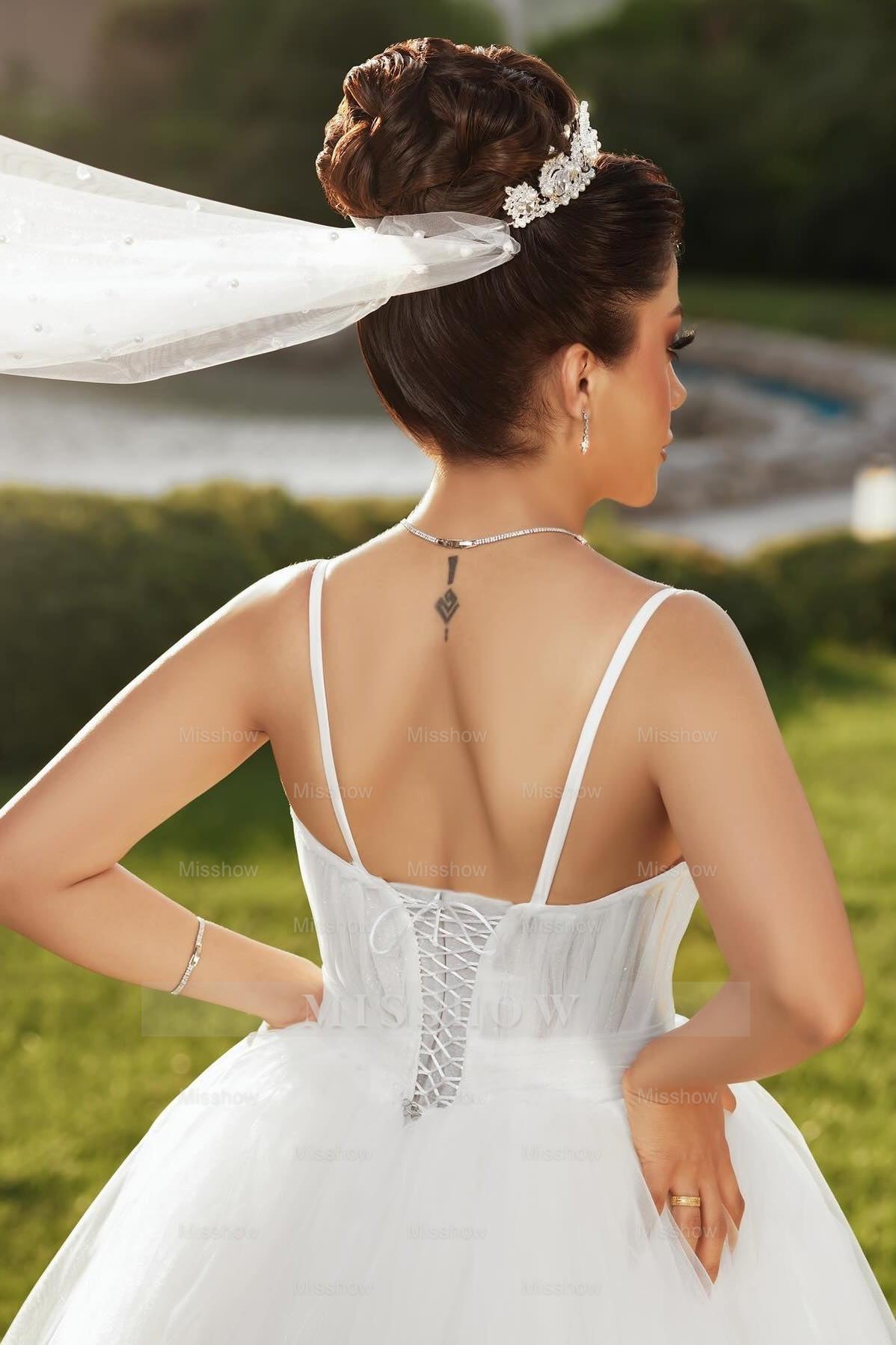 Chic White Sweetheart Spaghetti Strap Sleeveless Ball Gown Tulle Wedding Dresses With Pearls And Appliques