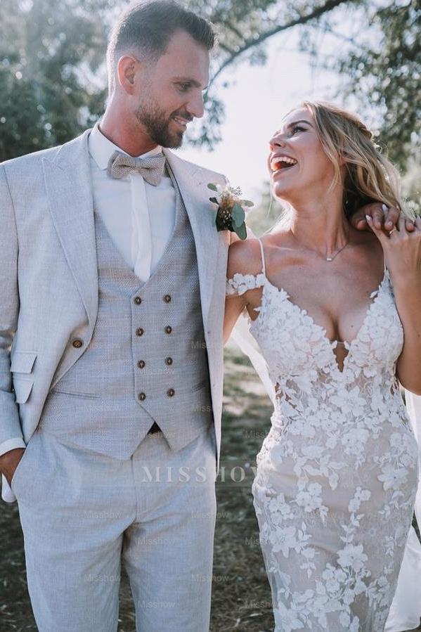 Chic White V-Neck Lace Mermaid Spaghetti Strap Off-The-Shoulder Cap Sleeves Long Wedding Dresses