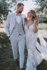 Chic White V-Neck Lace Mermaid Spaghetti Strap Off-The-Shoulder Cap Sleeves Long Wedding Dresses