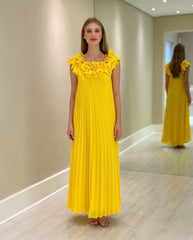 Chic Yellow A-Line Ruffles Off-The-Shoulder Sleeveless Chiffon Floor-Length Bridesmaid Dress