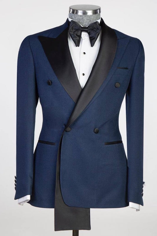 Classic Navy Blue Double-Breasted Peaked Lapel Prom Suit