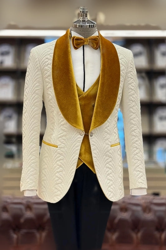 Classic White Jacquard Three-Piece Wedding Suit with Gold Velvet Lapel