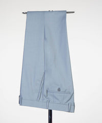 Contemporary Grey Three-Piece Peak Lapel Business Men’s Suits