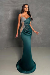 Dark Green Column Spaghetti Straps Beadings Sleeveless Prom Evening Dresses with Ruffles