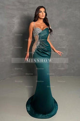 Dark Green Column Spaghetti Straps Beadings Sleeveless Prom Evening Dresses with Ruffles