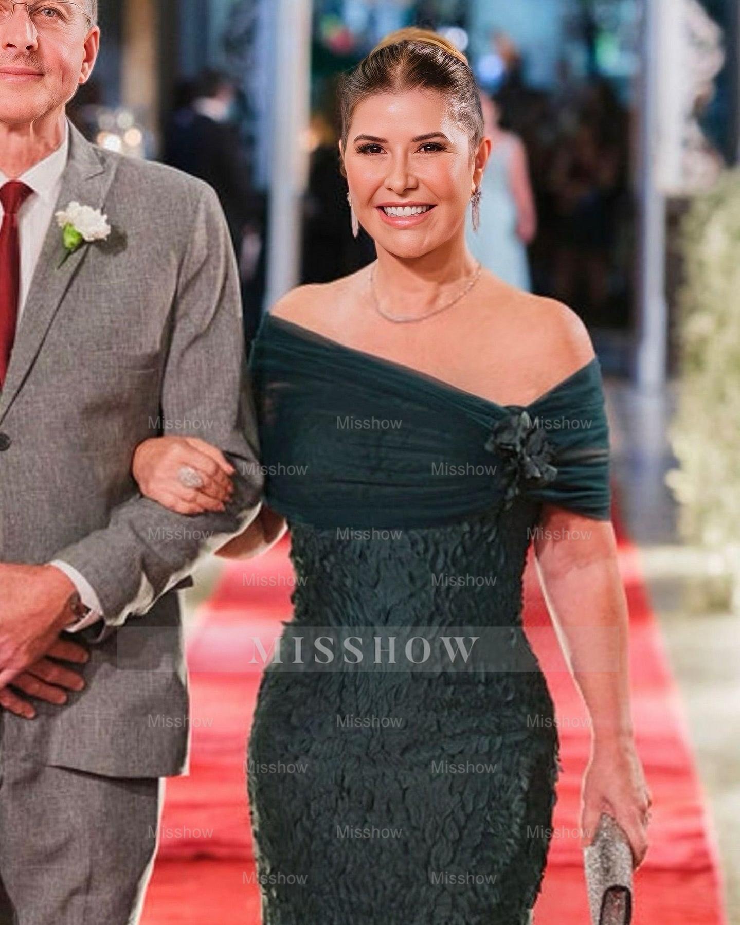 Dark Green Mermaid Mother of The Bride Dress Off-The-Shoulder Sleeveless Bridesmaid Dresses With Ruffles