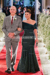 Dark Green Mermaid Mother of The Bride Dress Off-The-Shoulder Sleeveless Bridesmaid Dresses With Ruffles