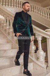 Dark Green Velvet Three Pieces Fashion Shawl Lapel Groom’s Wedding Suits
