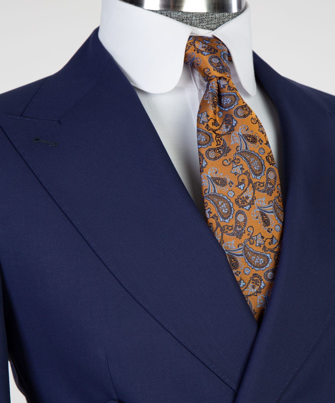 Dark Navy Double Breasted Peak Lapel Slim Fit Trendy Men’s Suits