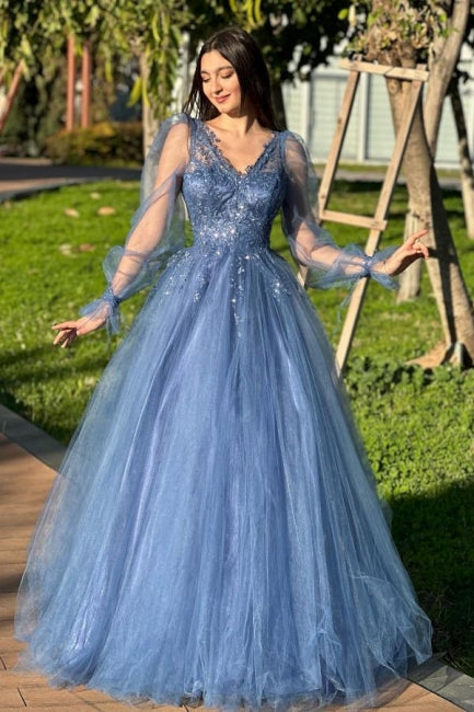 Designer A-Line Tulle V-Neck Long Sleeve Prom Evening Dresses With Appliques