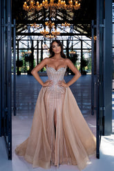 Designer Champagne Sleeveless Sweetheart Mermaid Prom Dress with Detachable Train