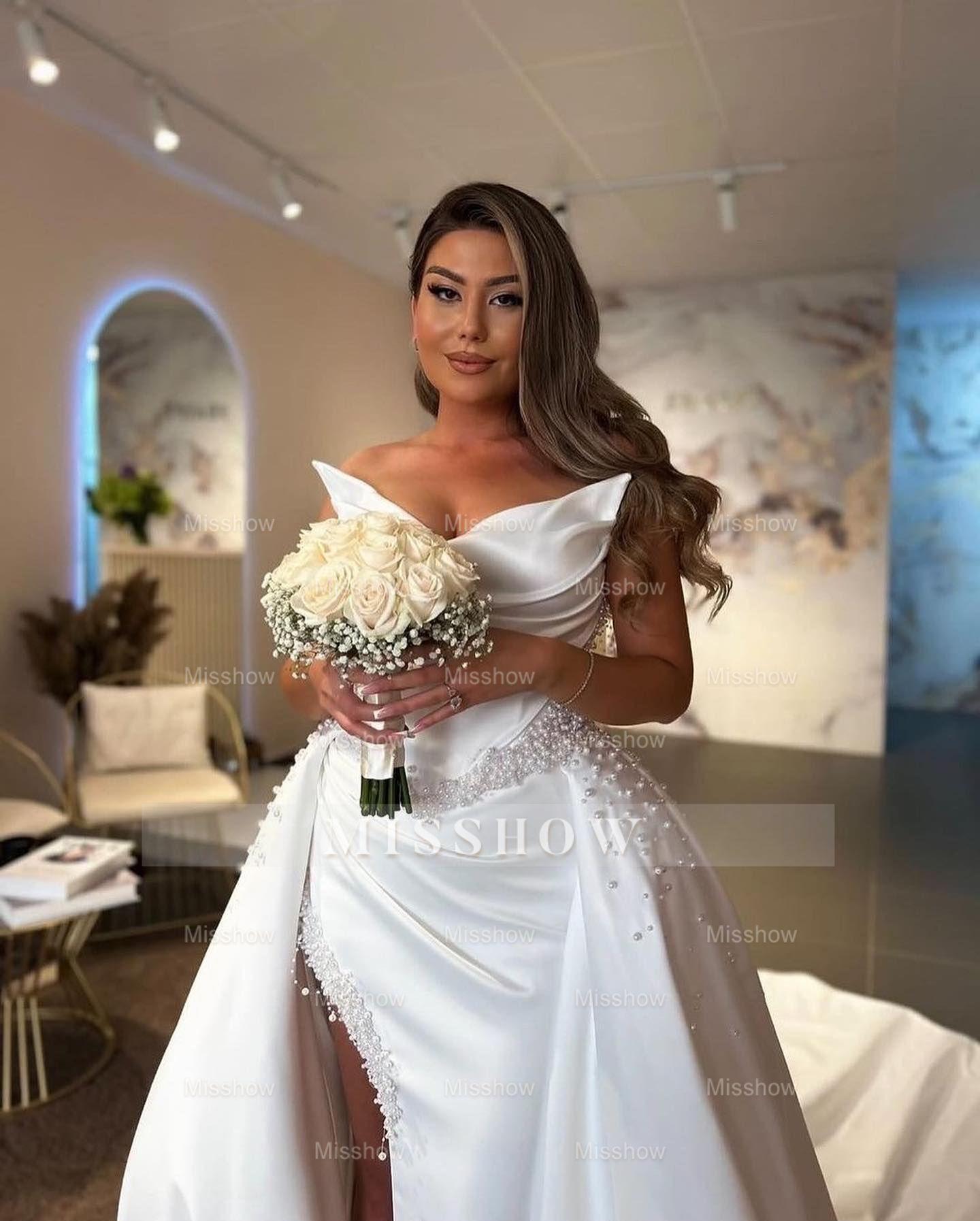 Designer Long White A-line Wedding Dress Hight Split Sleeveless V-neck Satin Bridal Gowns