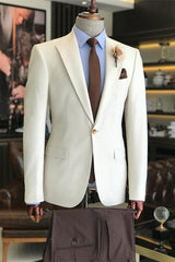 Elegant Ivory Two-Piece Peaked Lapel Prom Suit for Men