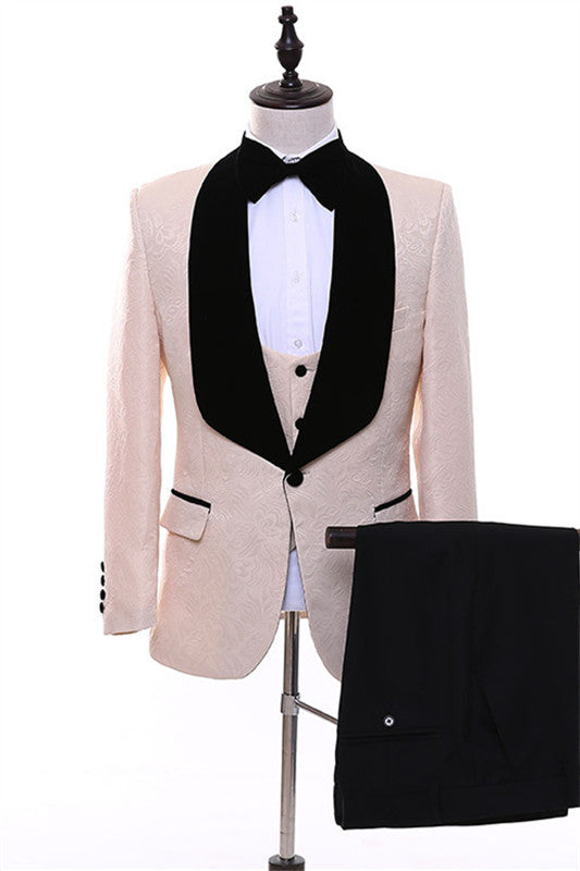 Elegant Light Pink Jacquard Three-Piece Groom's Wedding Suit