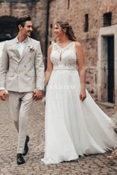 Elegant Long White A-line Lace Chiffon Sleeveless Backless Wedding Dress