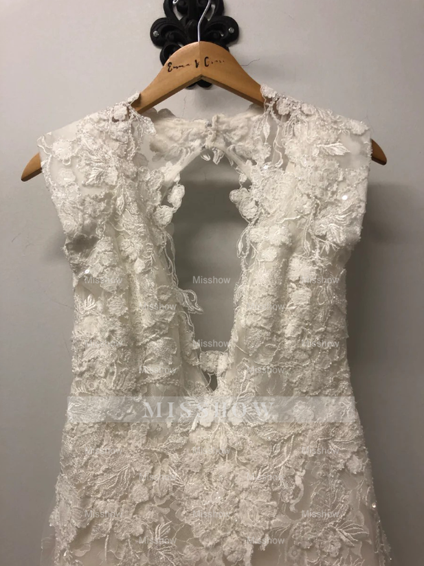 Elegant Long White A-line V-neck Sleeveless Lace Wedding Dress