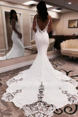 Elegant Long White Mermaid V-neck Spaghetti Straps Backless Wedding Dress with Lace