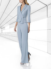 Elegant Mother of the Bride 2-Piece Chiffon Pantsuit with V-Neck and 3/4 Sleeves
