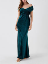 Elegant Off-the-Shoulder Velvet Floor-Length Dress for Mothers of the Bride & Groom