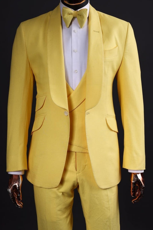 Elegant Pale Yellow Shawl Collar Three-Piece Groom's Wedding Ensemble