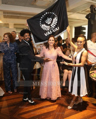 Elegant Pink A-Line Mother of Bride V-Neck Short Sleeves Long Lace Bridesmaid Dress