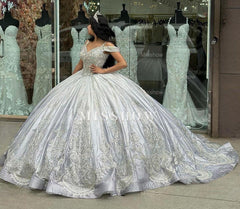 Elegant Silver Sweetheart Sleeveless Beaded Lace Applique Ball Gown Quinceanera Dress