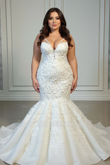 Elegant Strapless Sleeveless Mermaid Satin Floor-Length Wedding Dresses with Lace