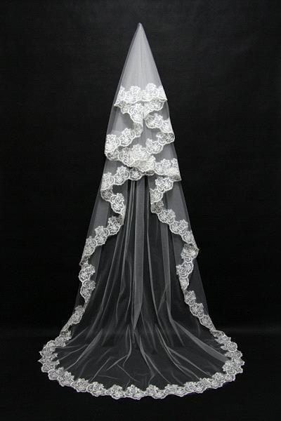 Elegant Two Tiered Veil for Bridal Women Wedding Veils With Lace