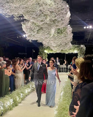 Elegant V-Neck Column Lace Sleeveless Mother of the Bride Floor-Length Wedding Guest Dresses