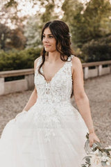 Elegant White A-Line V-Neck Spaghetti Strap Sleeveless Backless Lace Sweep Train Tulle Wedding Dresses With Appliques