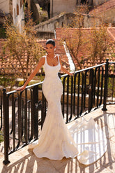 Elegant White Mermaid Spaghetti Straps Sleeveless Lace Beaded Satin Chapel Train Wedding Dress With Appliques