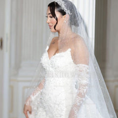 Elegant White Mermaid Strapless Sleeveless Lace Sequined Long Wedding Dress With Detachable Trian