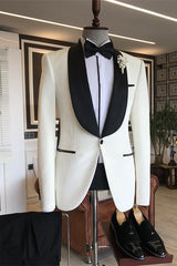 Elegant White Shawl Collar Slim Fit Men's Wedding Suit