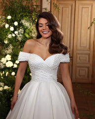 Elegant White Sweetheart Ball Gown Off-The-Shoulder Beaded Sleeveless Cathedral Train Ruffles Satin Wedding Dresses With Pearls