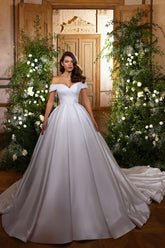 Elegant White Sweetheart Ball Gown Off-The-Shoulder Beaded Sleeveless Cathedral Train Ruffles Satin Wedding Dresses With Pearls