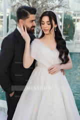 Elegant White V-Neck Off-The-Shoulder Sleeveless Sequined Long Chiffon Wedding Dresses With Appliques