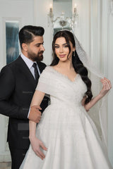 Elegant White V-Neck Off-The-Shoulder Sleeveless Sequined Long Chiffon Wedding Dresses With Appliques