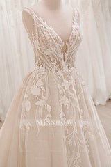 Elegant White V-Neck Spaghetti Strap Ball Gown Sleeveless Tulle Wedding Dresses With Appliques