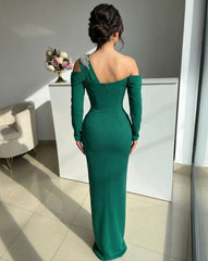 Emerald Green Satin Mermaid Formal Dress Asymmetrical Off-The-Shoulder Long Sleeve Ruched Rhinestone Floor Length Evening Gown