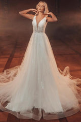 Enchanting V-Neck A line Sleeveless Court Train Tulle Wedding Dresses With Appliques