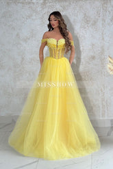 Enchanting Yellow Ball Gown Strapless Off-The-Shoulder Sleeveless Beaded Sequined Tulle Formal Dress With Pearls
