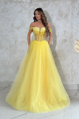 Enchanting Yellow Ball Gown Strapless Off-The-Shoulder Sleeveless Beaded Sequined Tulle Formal Dress With Pearls