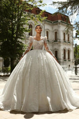Extravagant White Square Beaded Long Sleeve Lace Sequined Ball Gown Tulle Wedding Dresses With Rhinestones