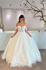 Fabulous White Sweetheart Off-The-Shoulder Ball Gown Tulle Wedding Dresses With Appliques And Handmake Flowers