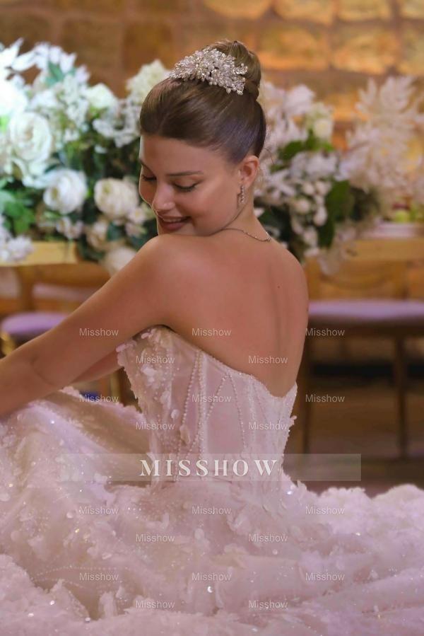 Fabulous White Sweetheart Off-The-Shoulder Sleeveless Sequined Beaded Ball Gown Long Tulle Wedding Dresses With Pearls And Appliques