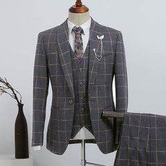 Fashionable Dark Gray Plaid Three Pieces Slim Fit Custom Business Suit