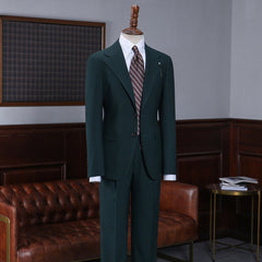 Fashionable Dark Green Notched Lapel Slim Fit Tailored Business Suit