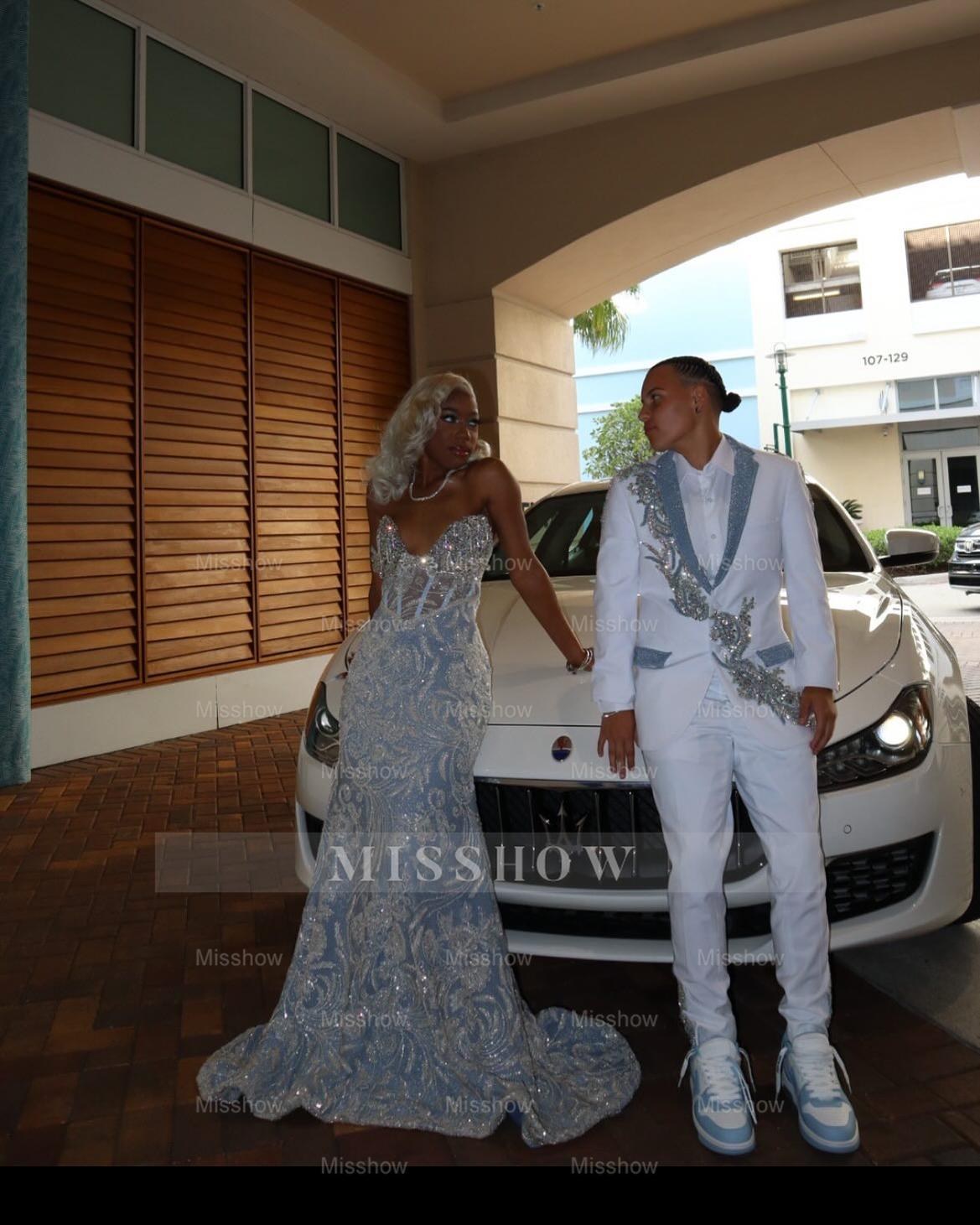 Fashionable Long Blue Sweetheart Sleeveless Mermaid Prom Dress with Rhinestones and Embroidery